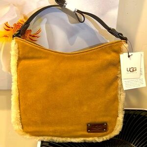 UGG shoulder bag. Good quality not used.